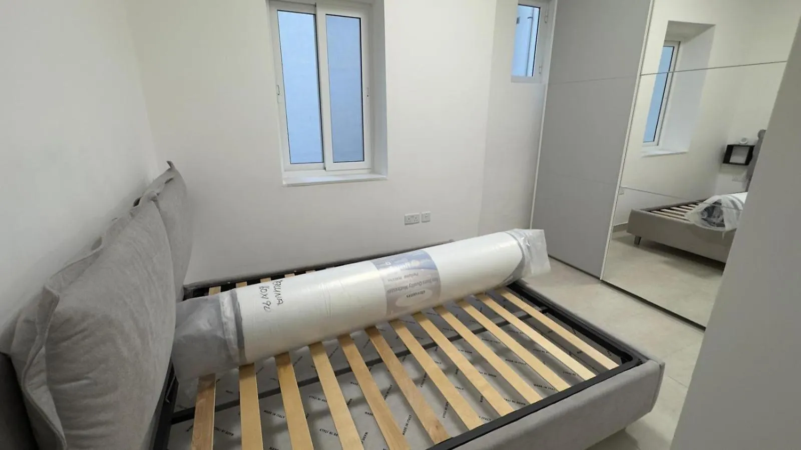 The White Balcony Apartment Gzira