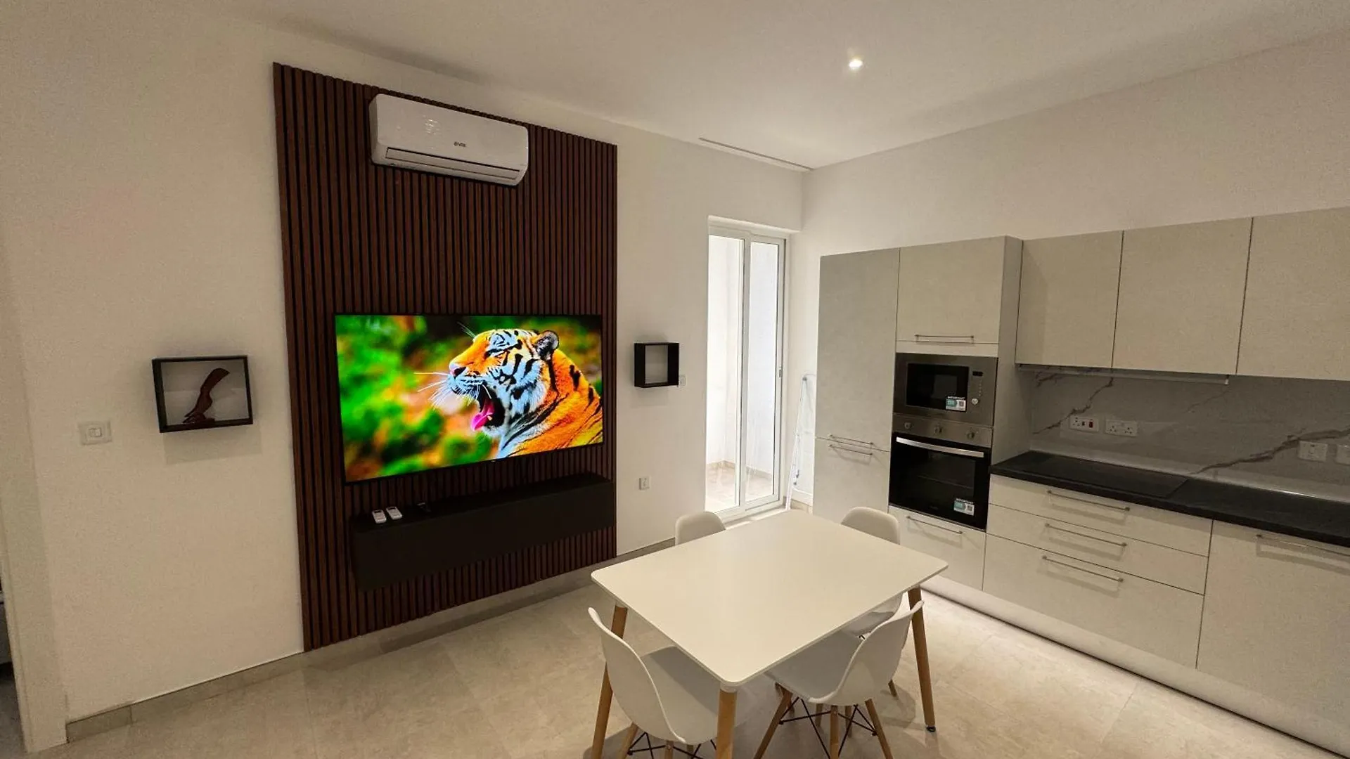 The White Balcony Apartment Gzira Malta
